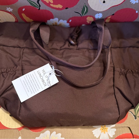 FabFitFun Box - Picture 3 of 15